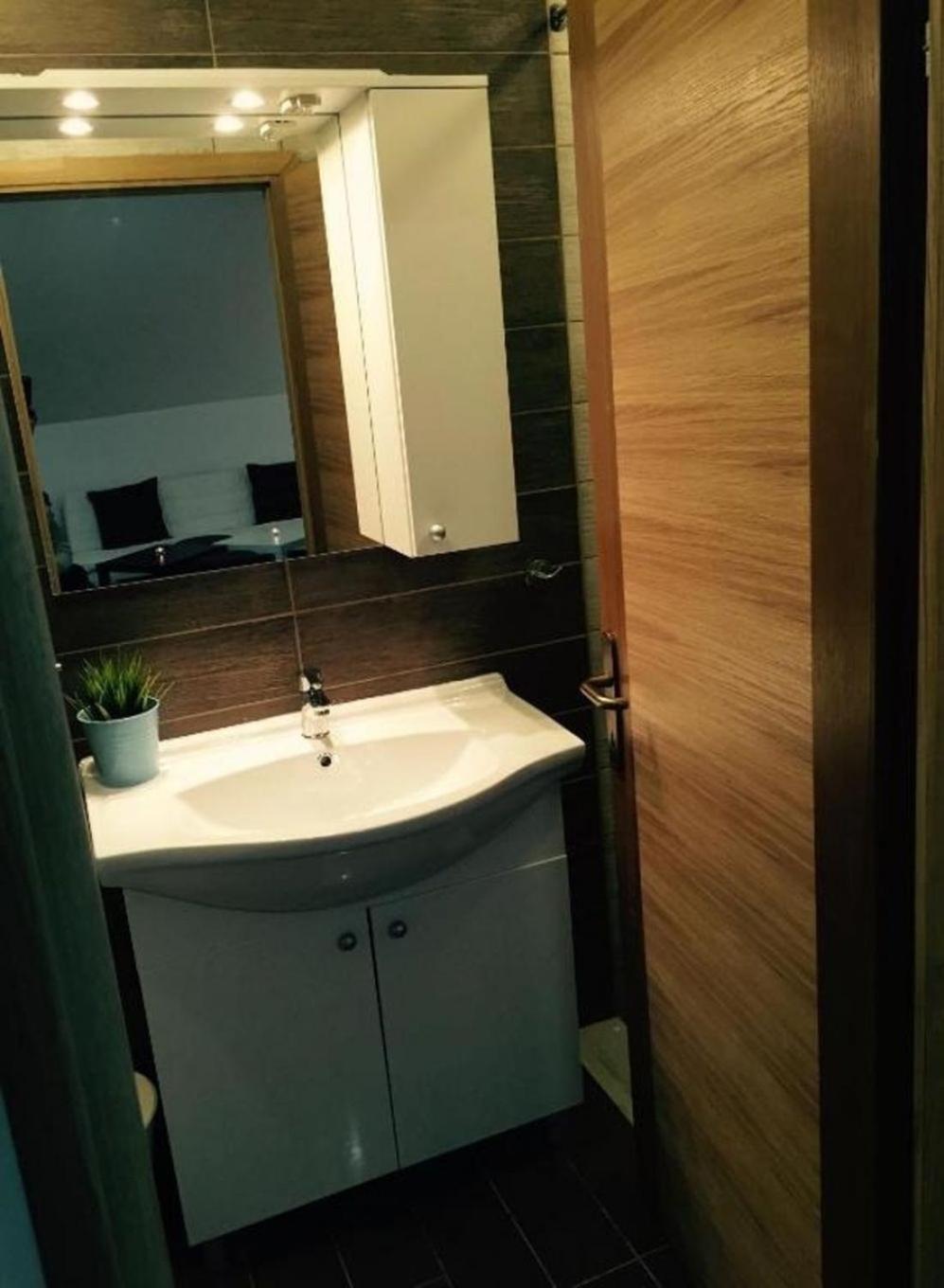 Apartments San - With Pool; ราโควิซา ภายนอก รูปภาพ